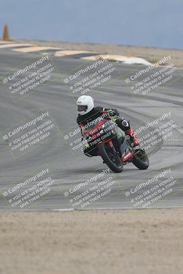 media/Sep-21-2025-Race Pace (Sun) [[98bf33ef95]]/Non Verified/1-Turns 9 and 10 (8am)/